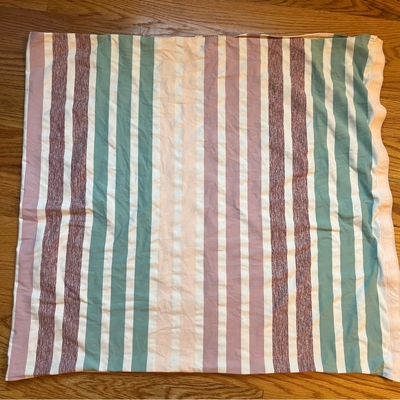 Lululemon vinyasa scarf / wrap multicolored stripes - Picture 2 of 3